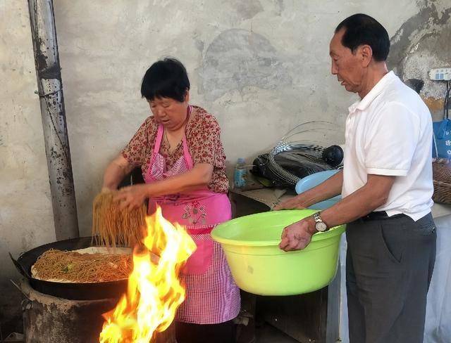 舌尖上的洛宁：洛宁蒸