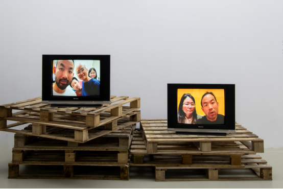 赵与林首个个展“即使