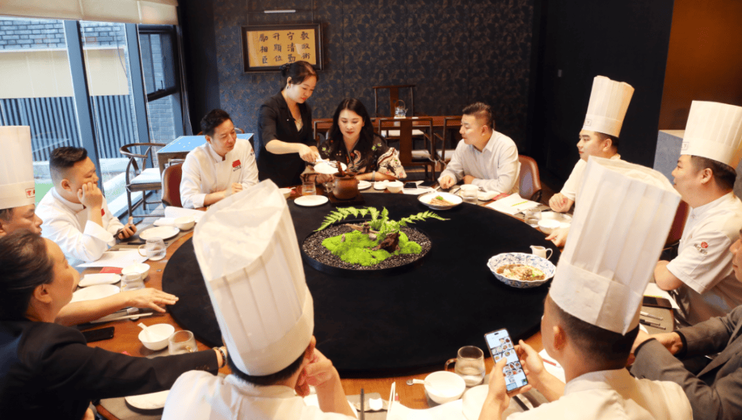 洛阳餐旅第五十一届创